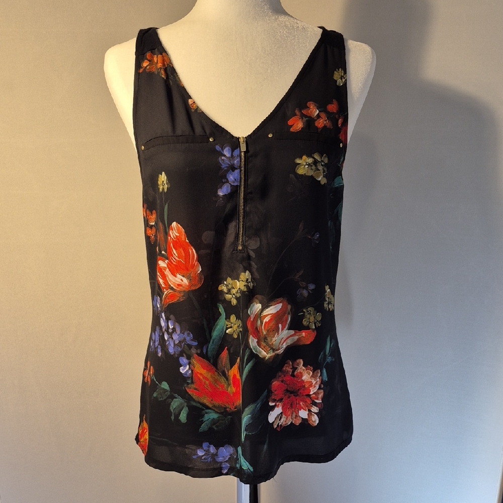 Express Floral Black Sleeveless Top - Sz. M